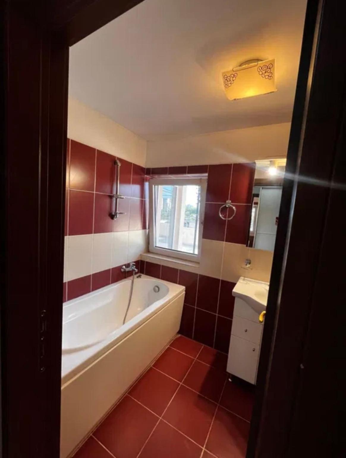 Sunset Holiday Home 布加勒斯特 外观 照片